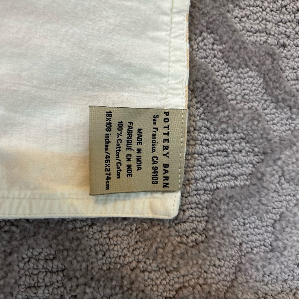 Pottery Barn Cream and Yellow Striped Rectangular Table Runner 100% Cotton 108in - Picture 3 of 5